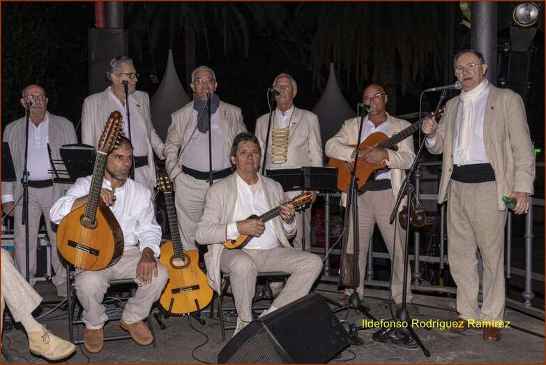 Formación de Los Faycanes (Foto Ildefonso Rodríguez)